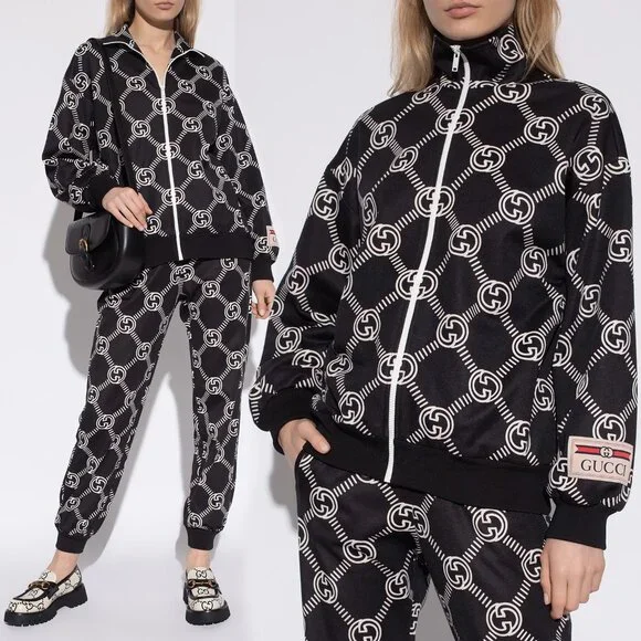 注目の新作♪【GUCCI】ロゴ入りジップアップジャージー Gucci | Jackets & Coats | Gucci Jacket Black White Gg Logo